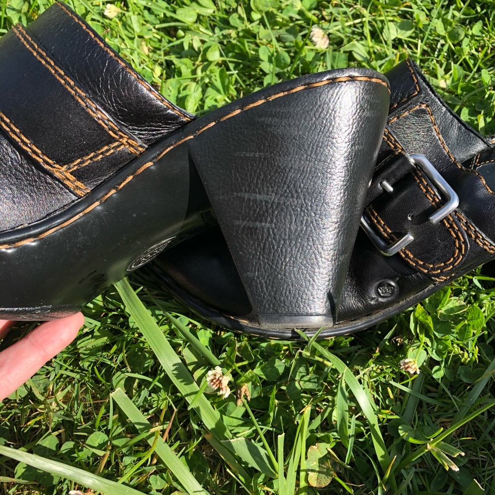 Black Leather BORN mules. NWOT - Picture 5 of 5